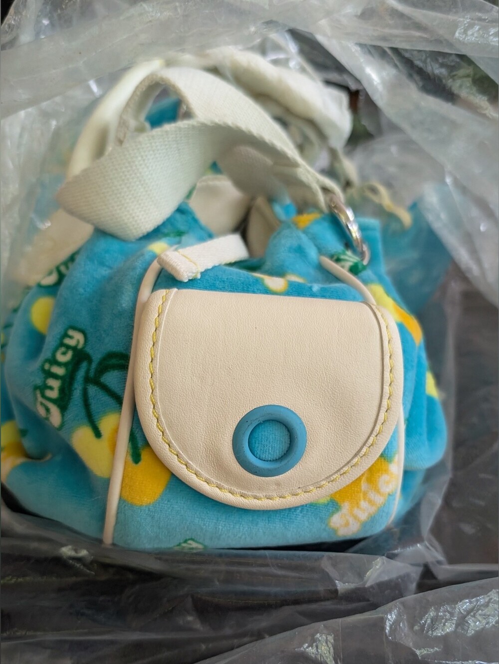 RARE, VINTAGE, Y2K NWT Juicy Couture BABY FLUFFY Poolside Terry Hobo/Satchel Bag - Picture 8 of 16